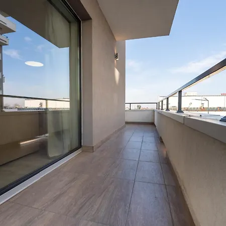 Apartamento Mohost Pink - Stylish Mountain-view Getaway