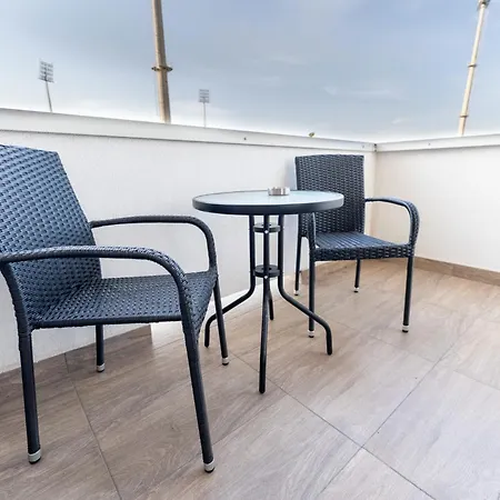 Mohost Pink - Stylish Mountain-view Getaway * Braşov